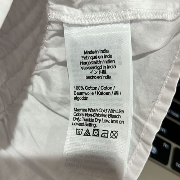 Madewell Smocked Button-Front Top in white Poplin New without tags - Picture 9 of 10